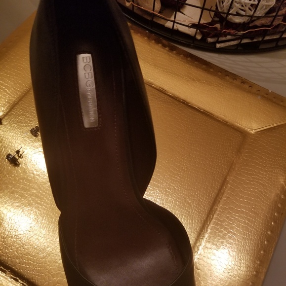 Pumps - Picture 5 of 6